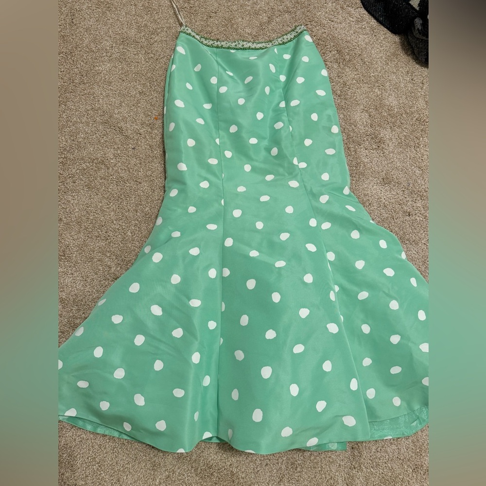 SHERRI HILL mermaid skirt size 8 bright green polkaโ dot Maxi 6 8 beaded waist